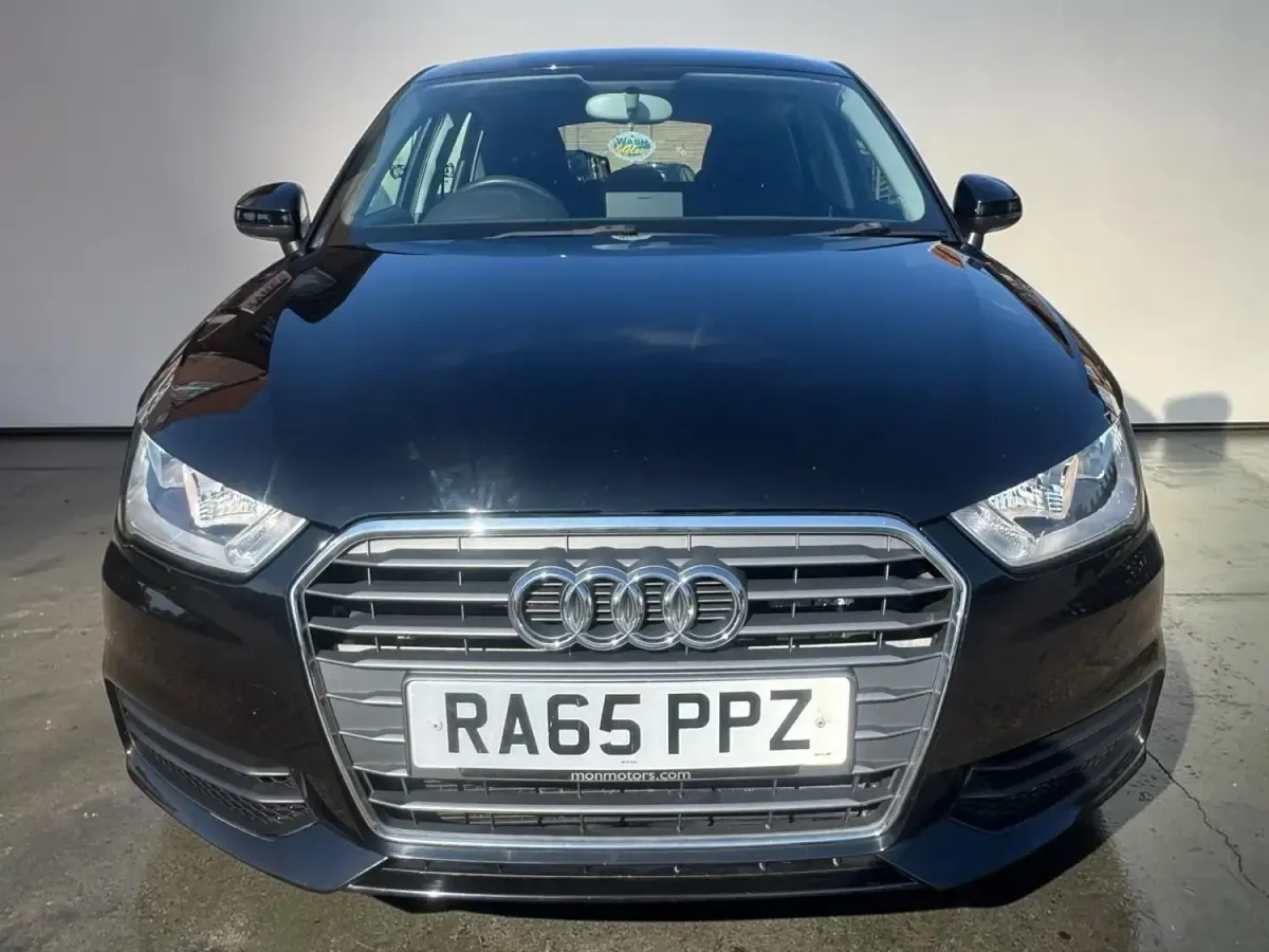 Usado Audi A1 Comfort 2015 Preto Citadino