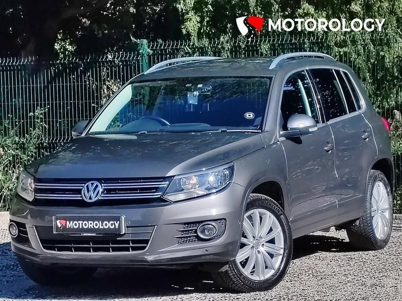 Usado VW Tiguan Edition 148 HP (108 kW) 2016 Cinzento SUV