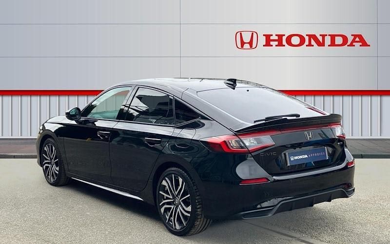 Begagnad Honda Civic Advance 143 HK (105 kW) 2025 Svart Halvkombi