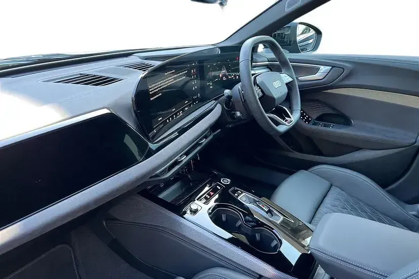 Used Audi A5 Advanced 150 HP (110 kW) 2025 Black Estate