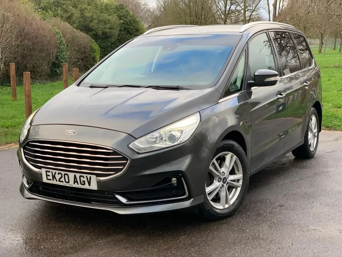 Usado Ford Galaxy Titanium 2020 Cinzento Monovolume