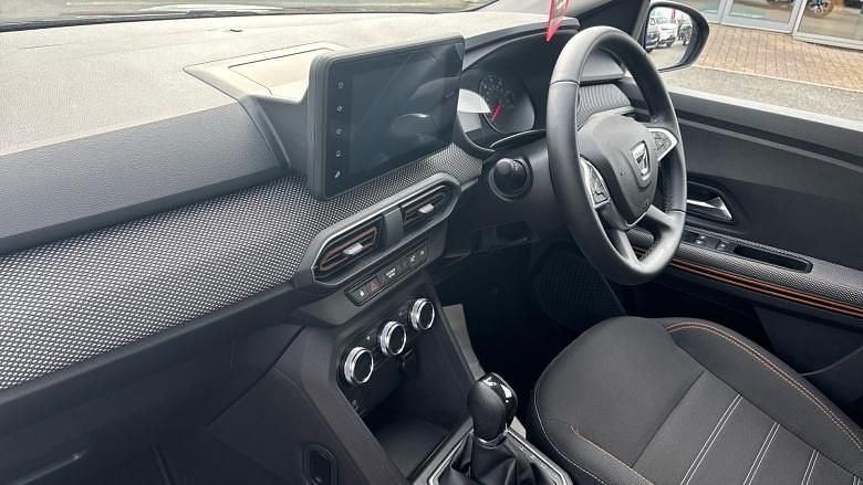 Used Dacia Sandero Prestige 91 HP (66 kW) 2022 Hatchback