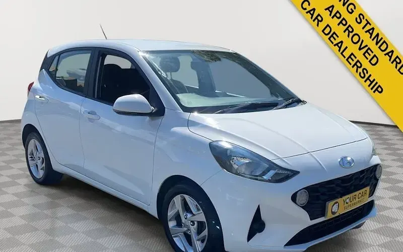 Used Hyundai i10 SE 67 HP (49 kW) 2023 Hatchback