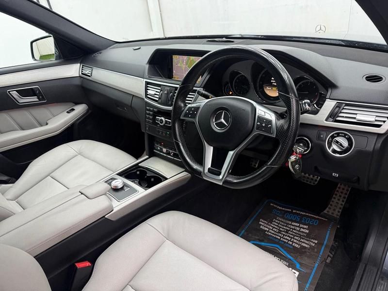 Used Mercedes E220 170 HP (125 kW) 2012 Grey Estate