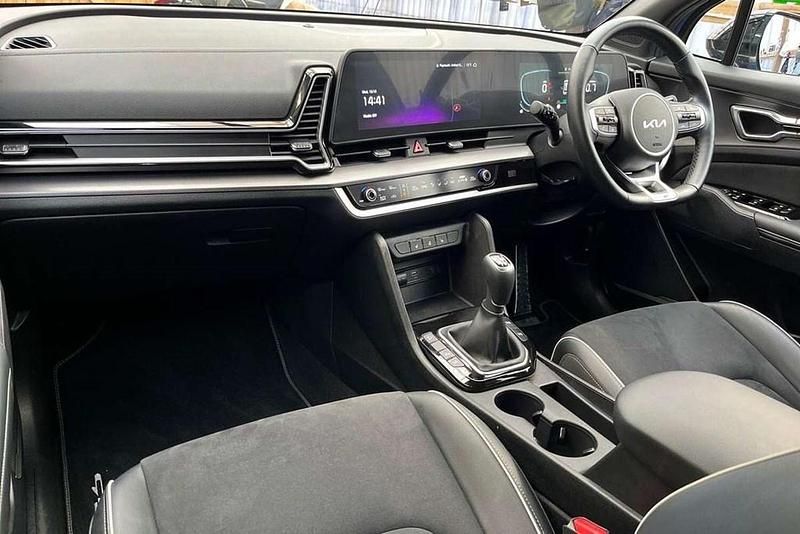 Used Kia Sportage GT-Line 157 HP (115 kW) 2025 Blue SUV