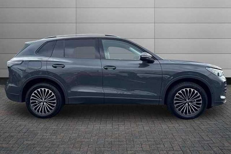 Used VW Tiguan Match 150 HP (110 kW) 2025 Grey SUV