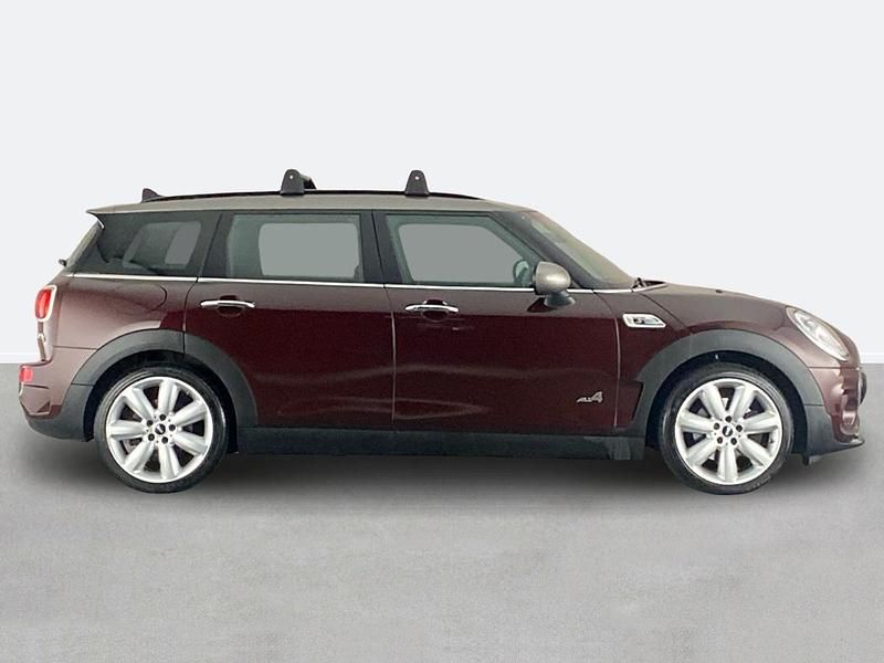 Used Mini Cooper Clubman 2016 Maroon Estate