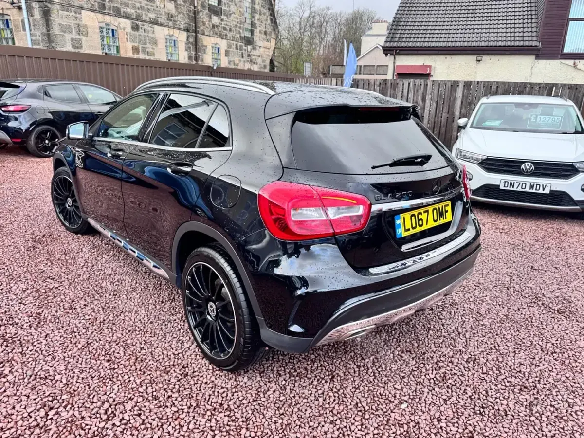 Used Mercedes GLA200 AMG line 136 HP (100 kW) 2017 Black SUV