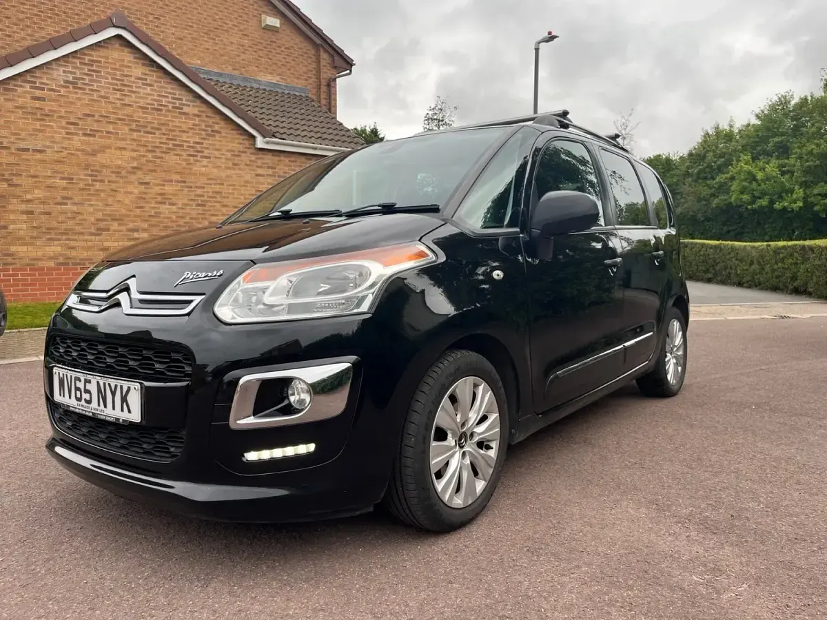 Used Citroën C3 Picasso Exclusive 2015 Black MPV