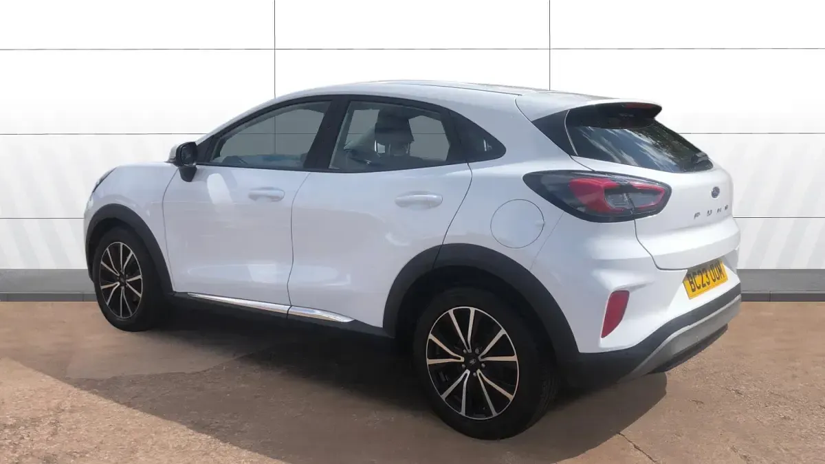 Used Ford Puma Titanium 125 HP (91 kW) 2023 White SUV