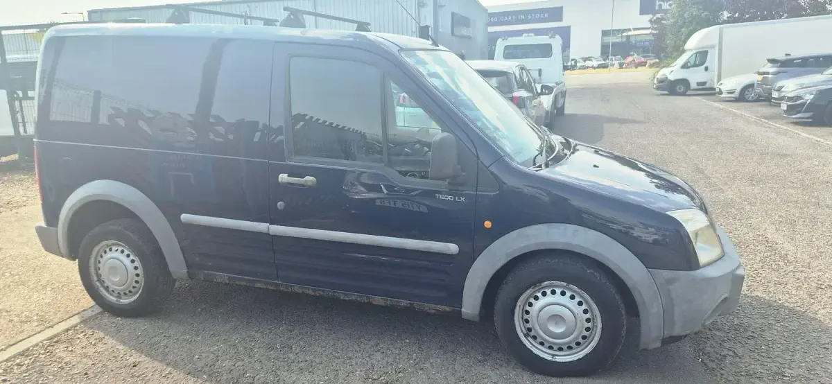 Used Ford Transit 75 HP (55 kW) 2005 Blue Van
