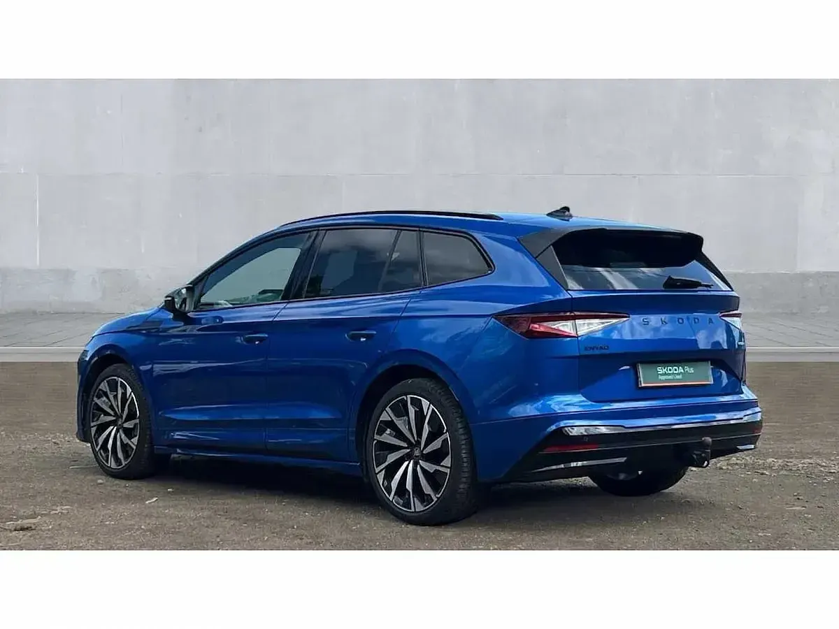 Used Skoda Enyaq iV SportLine 210 kW (286 HP) 2025 Blue SUV