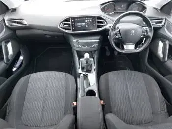 Used Peugeot 308 Active 120 HP (88 kW) 2016 Silver Hatchback
