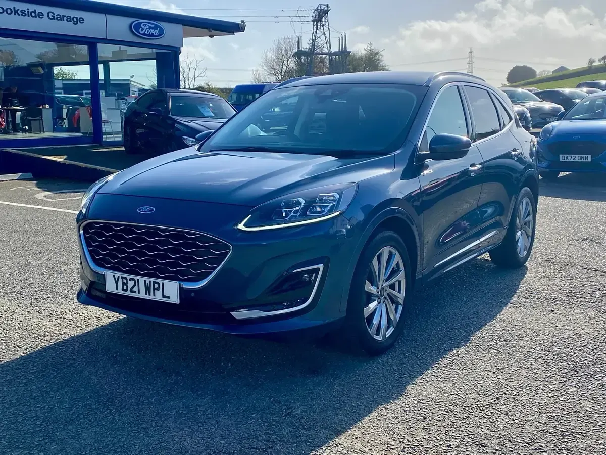 Used Ford Kuga Vignale 150 HP (110 kW) 2021 Blue SUV