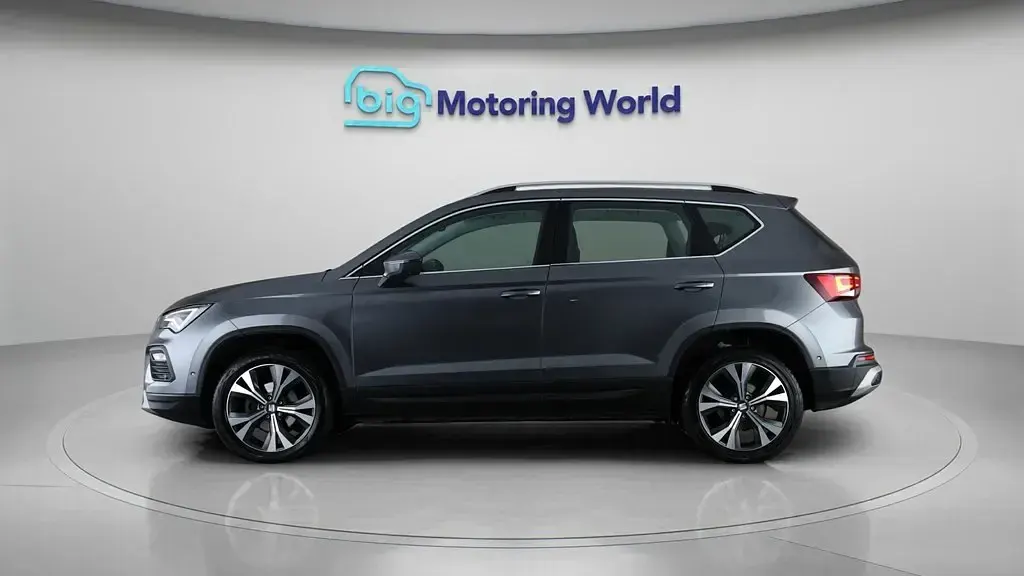 Begagnad Seat Ateca SE Technology 150 HK (110 kW) 2023 Grå SUV