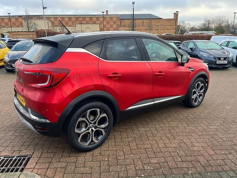 Used Renault Captur SE 91 HP (66 kW) 2022 Red  SUV