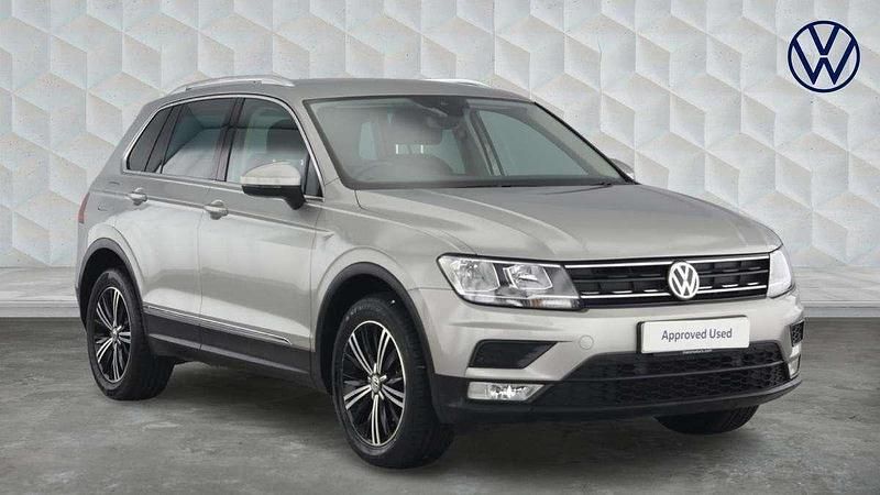 Silver Used 2017 VW Tiguan SE SUV | £16,100 (Fair price) - Image 1/4