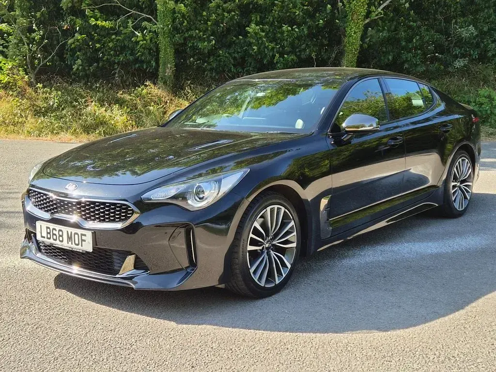 Used Kia Stinger GT-Line 200 HP (147 kW) 2019 Black Hatchback