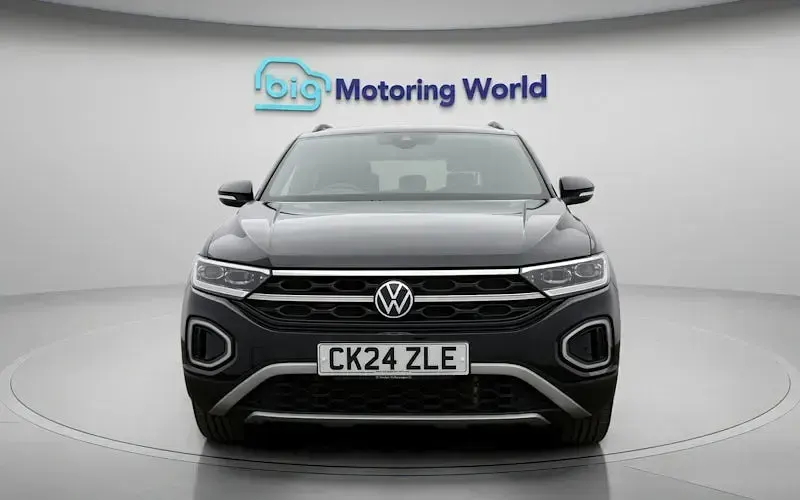 Used VW T-Roc Style 150 HP (110 kW) 2024 Black SUV