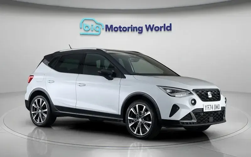 Used Seat Arona FR 116 HP (85 kW) 2024 White SUV