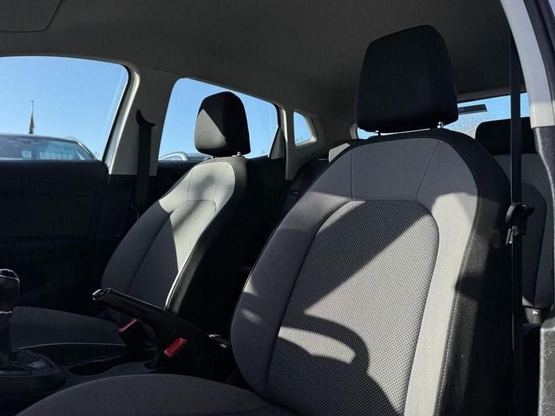 Used Seat Ibiza SE Technology 95 HP (69 kW) 2020 White Hatchback