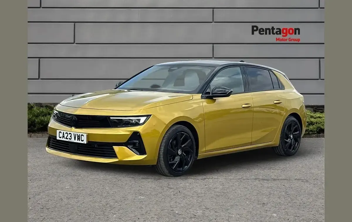 Used Vauxhall Astra 128 HP (94 kW) 2023 Other Hatchback