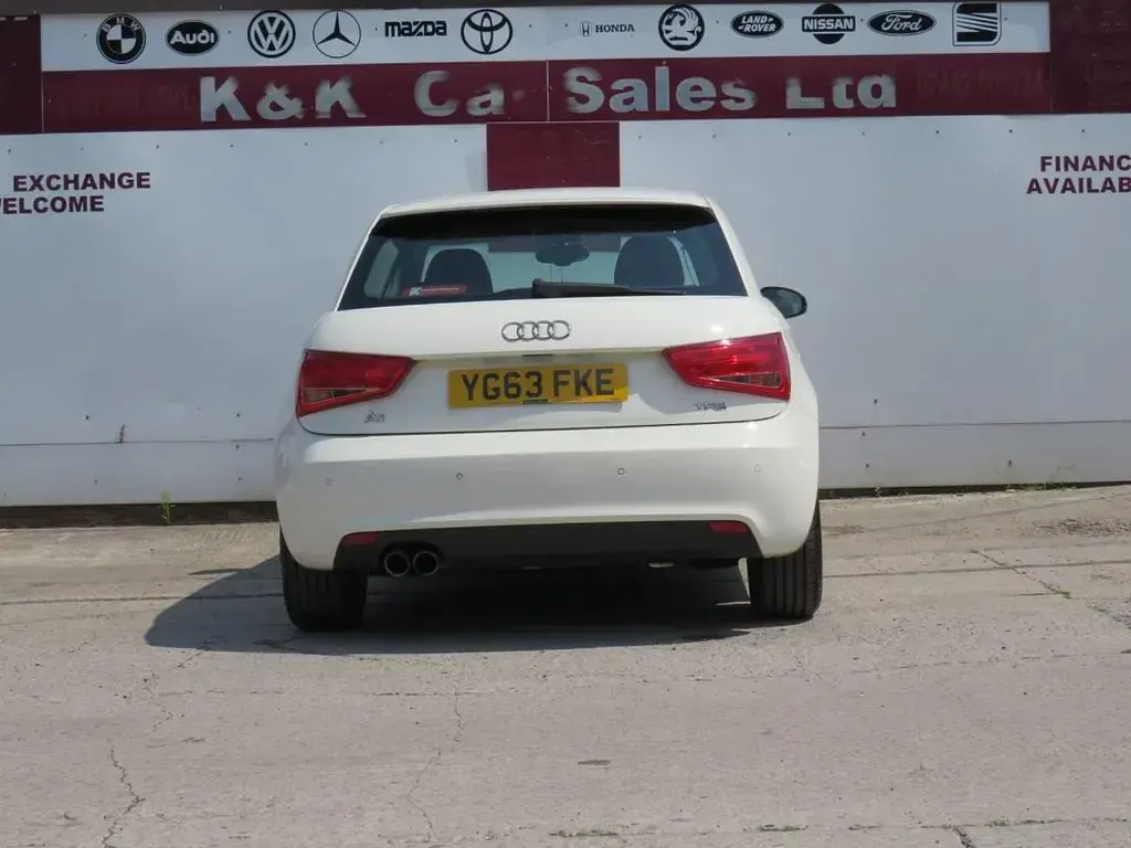 Used Audi A1 Sport 122 HP (89 kW) 2013 White Hatchback