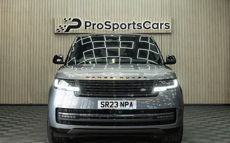 Second-hand Land Rover Range Rover SE 300 CP (220 kW) 2025 SUV