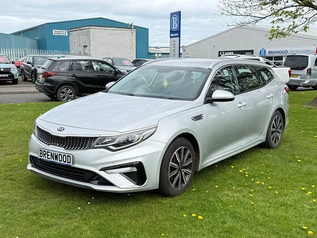 Used Kia Optima 134 HP (98 kW) 2019 Silver Estate