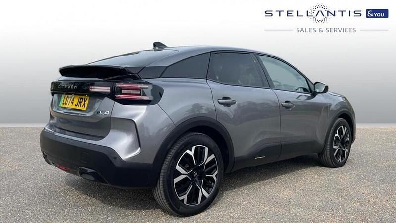 Begagnad Citroën e-C4 114 kW (156 HK) 2025 Grå Halvkombi