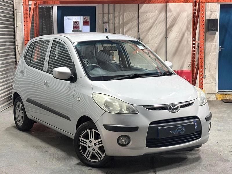 Used Hyundai i10 Comfort 78 HP (57 kW) 2009 Silver Hatchback