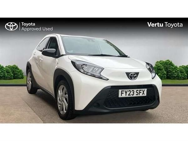 Used 2023 Toyota Aygo PURE Hatchback | £14,697 (Fair price) - Image 1/4