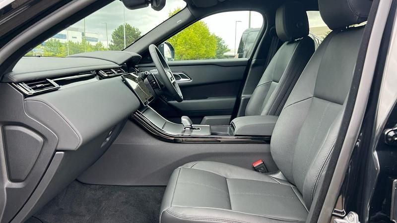 New Land Rover Range Rover Velar SE Dynamic 2025 Black SUV