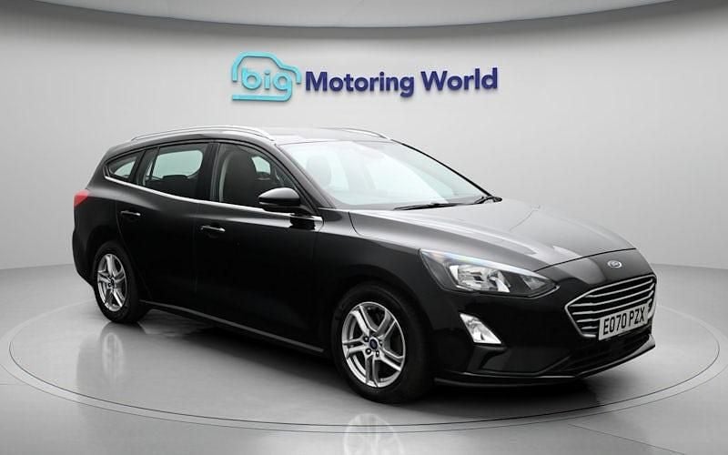 Used Ford Focus Zetec 120 HP (88 kW) 2020 Black Estate
