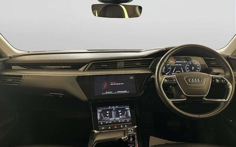 Used Audi e-tron Design 230 kW (313 HP) 2022 SUV