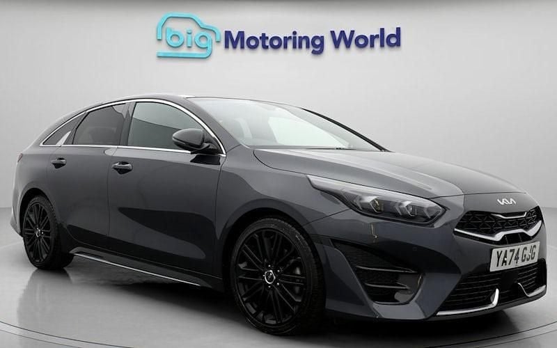 Used 2024 Kia ProCeed GT-Line S Estate | £22,900 (Fair price) - Image 1/4