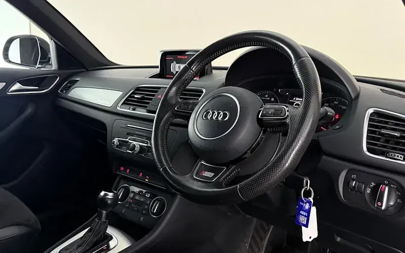 Used Audi Q3 S-line plus 179 HP (131 kW) 2015 Black SUV