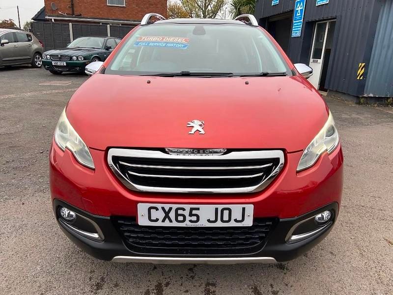 Begagnad Peugeot 2008 S 2015 Röd SUV