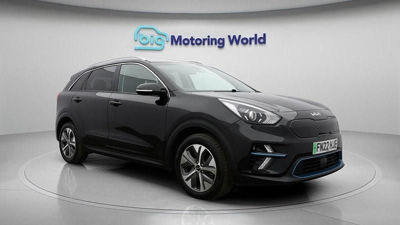 Used Kia e-Niro 147 kW (201 HP) 2022 SUV