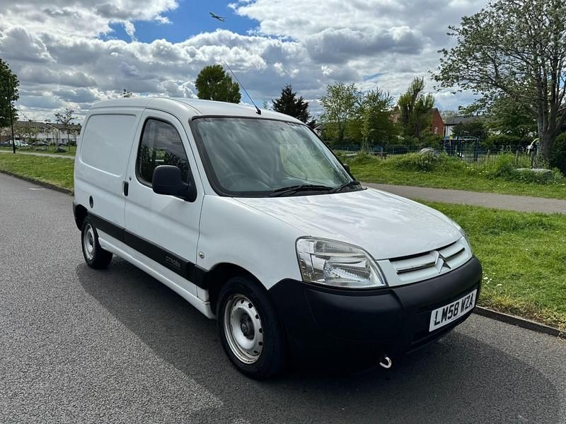 Used Citroën Berlingo First 75 HP (55 kW) 2008 White MPV