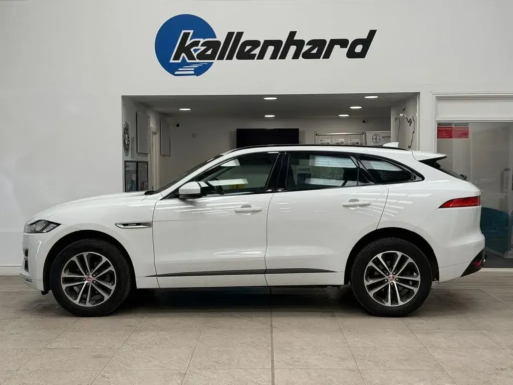 Used Jaguar F-Pace R-Sport 180 HP (132 kW) 2019 White SUV