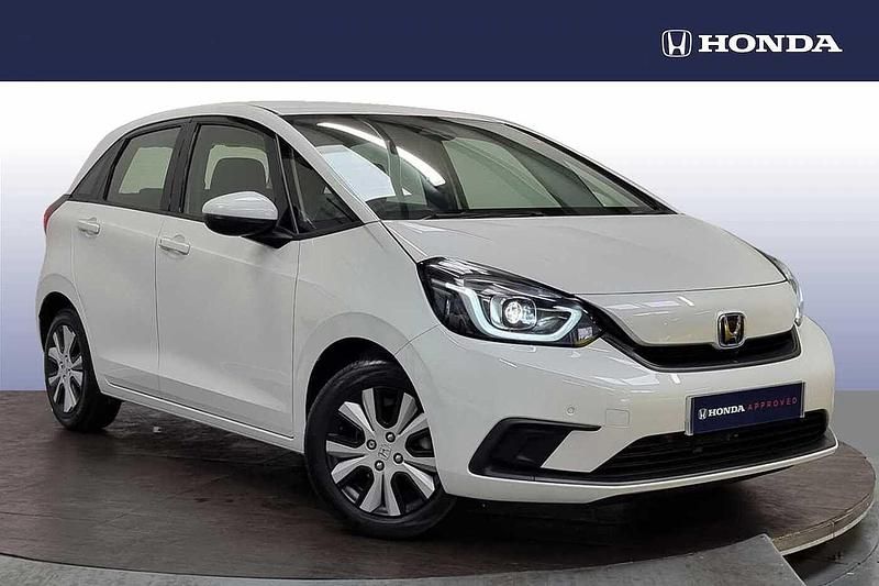 Used Honda Jazz Hybrid 109 HP (80 kW) 2021 White Hatchback