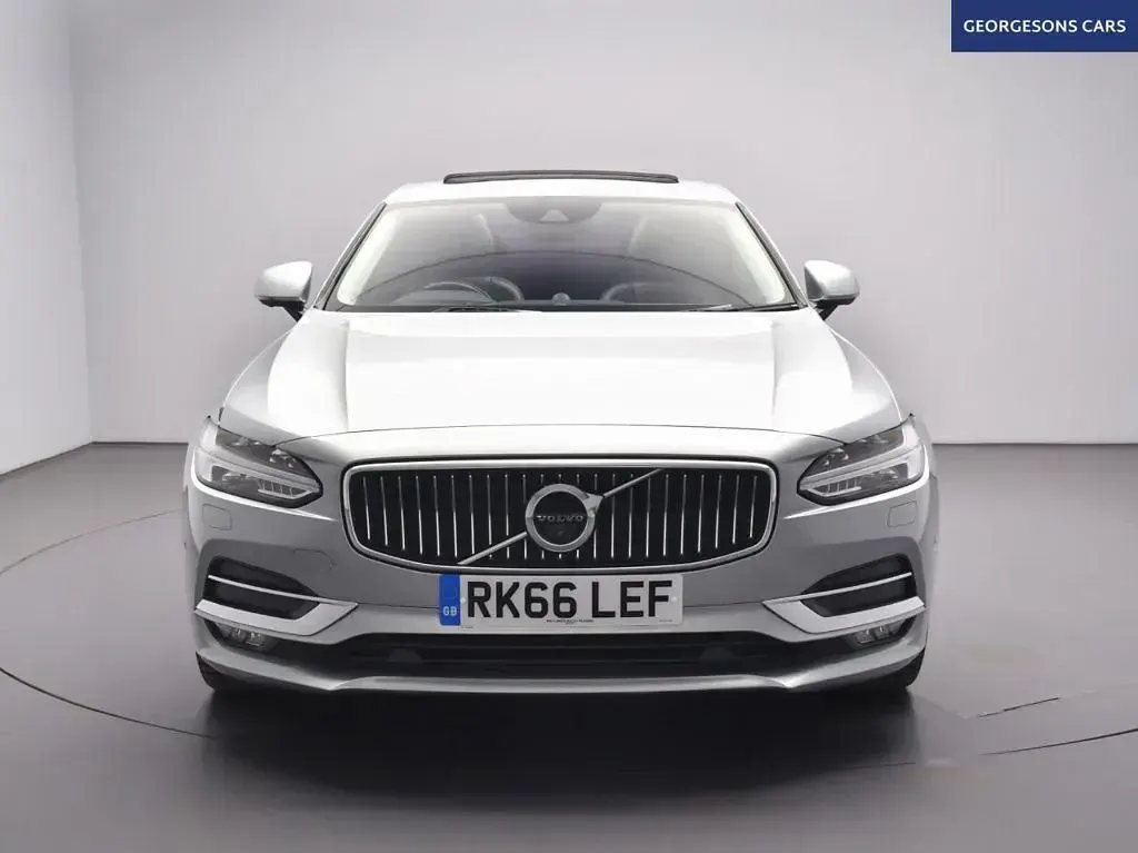 Used Volvo S90 Inscription 190 HP (139 kW) 2016 Silver Sedan