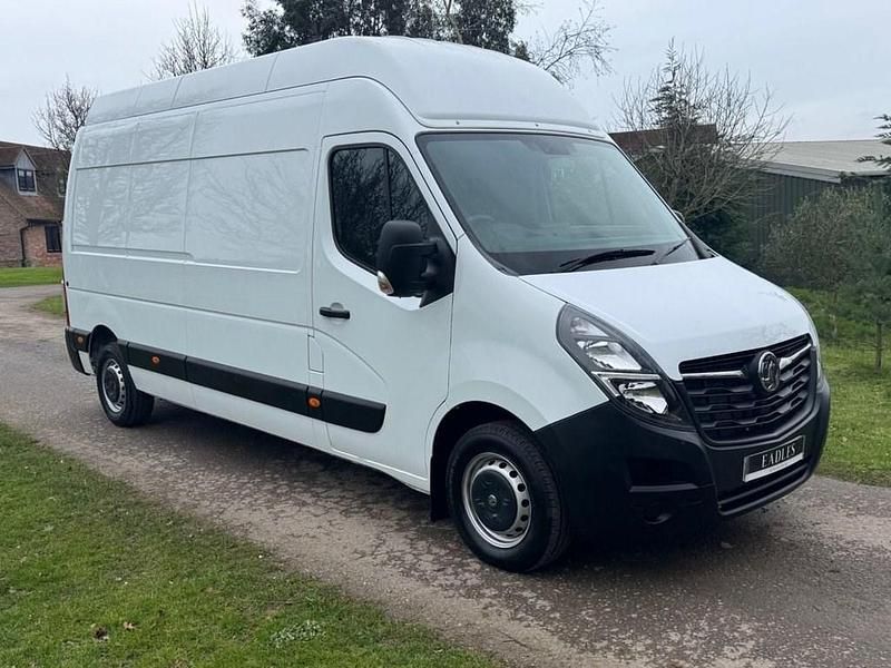 White Used 2021 Vauxhall Movano Edition Van | £14,000 (Good price) - Image 1/4
