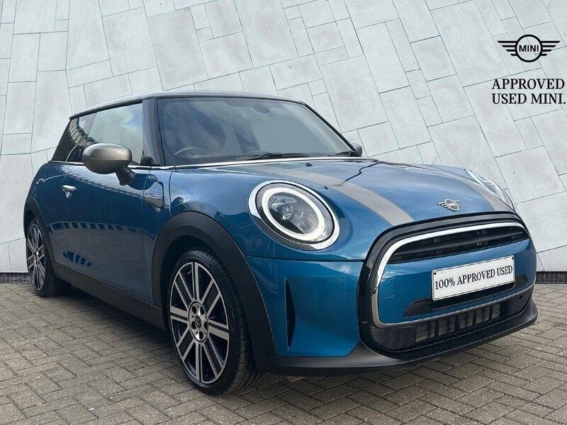 Used Mini Cooper Exclusive 134 HP (98 kW) 2021 Blue Hatchback