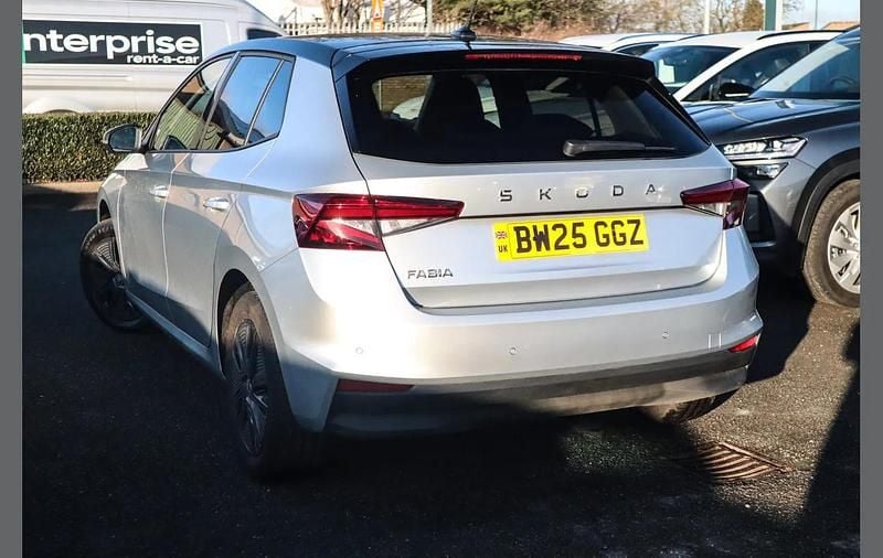 Used Skoda Fabia Design Edition 114 HP (83 kW) 2025 Silver Hatchback