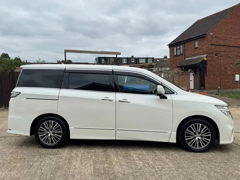 Used Nissan Elgrand 2025 MPV