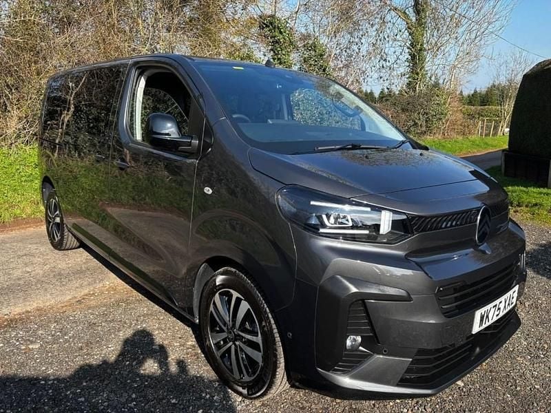 Nuevo Citroën Spacetourer 177 CV (130 kW) 2025 Gris Monovolumen