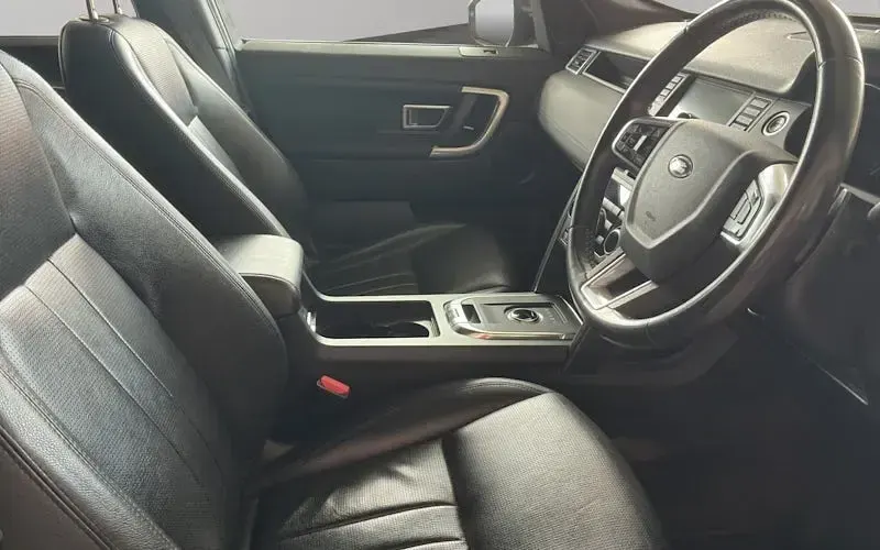 Used Land Rover Discovery Sport Landmark 180 HP (132 kW) 2019 Black SUV