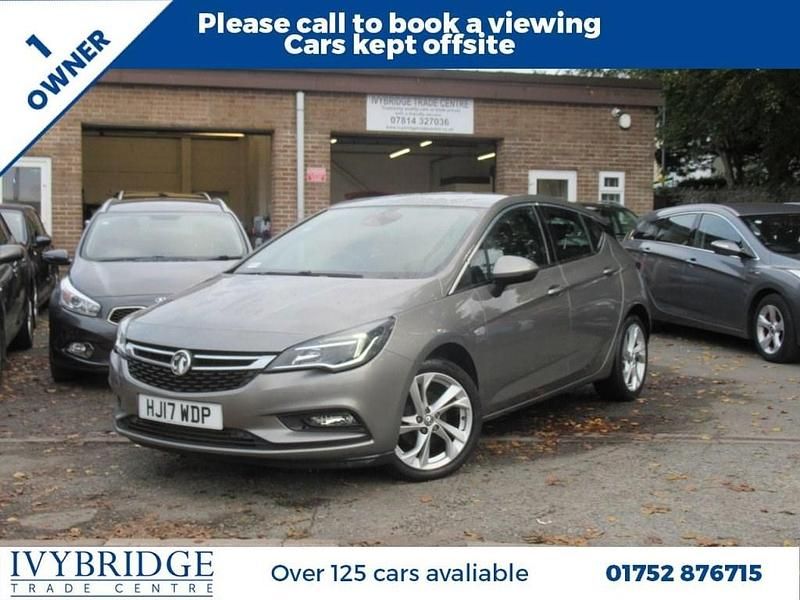 Grey Used 2017 Vauxhall Astra SRi Hatchback | £8,275 (Fair price) - Image 1/2